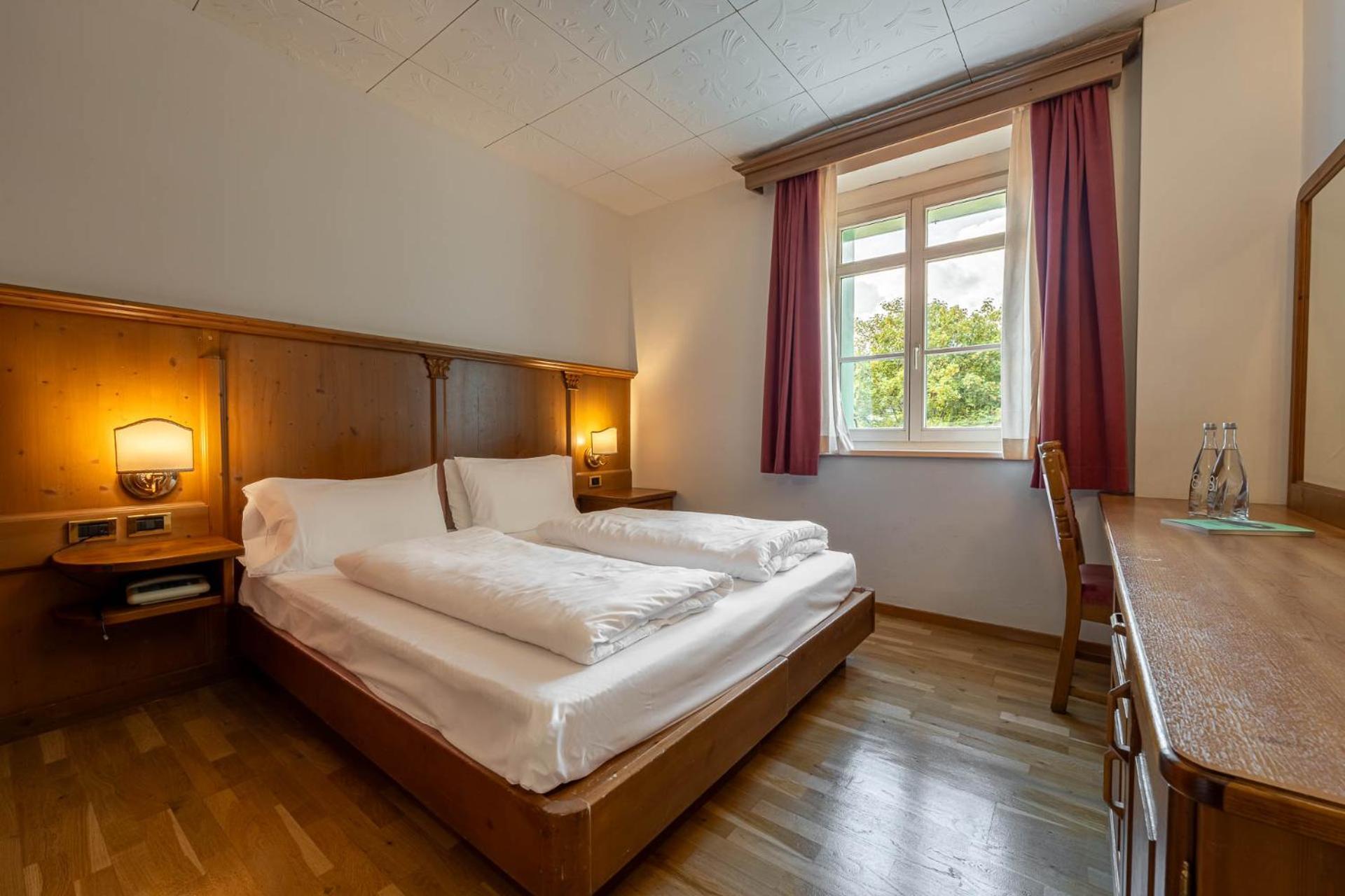 Hotel Dolomiti Schloss 卡纳泽伊 外观 照片