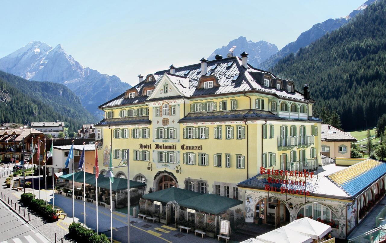 Hotel Dolomiti Schloss 卡纳泽伊 外观 照片